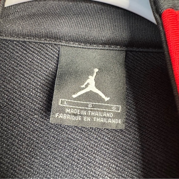 Retro Jordan Track Jacket Mens L Black Chicago Bulls Colorway Full Zip - Picture 9 of 10
